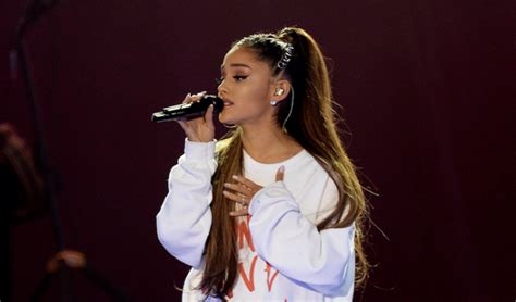 Ariana Grande Shares Emotional Letter About The Manchester Bombing Life And Style