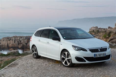 Technische daten zum peugeot 308 gesucht? Essai Peugeot 308 SW GT THP 205 : le break plaisir - Photo ...
