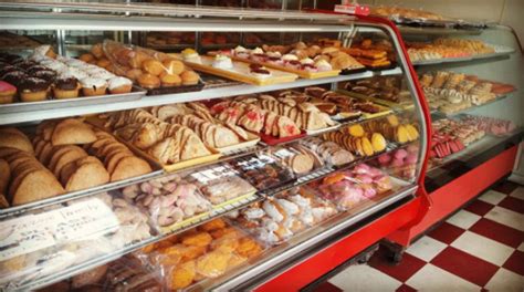27 San Antonio Bakeries That Are Guaranteed To Satisfy Your Sweet Tooth