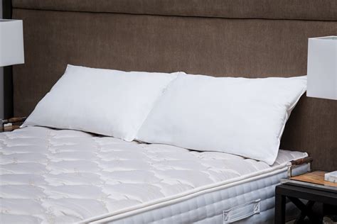 Celebrity Cashmere Mattress | eXhale™ Celebrity Bed Collection
