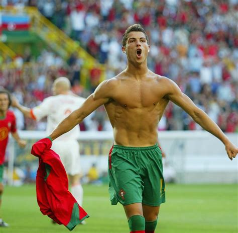 Ausnahmekönner Die Karrierehöhepunkte Des Cristiano Ronaldo Bilder