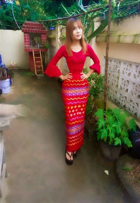 Myanmar Girl Smmn35 Nylons Hobble Skirt Corsetry Kebaya Perfect Body Geisha Asian Beauty