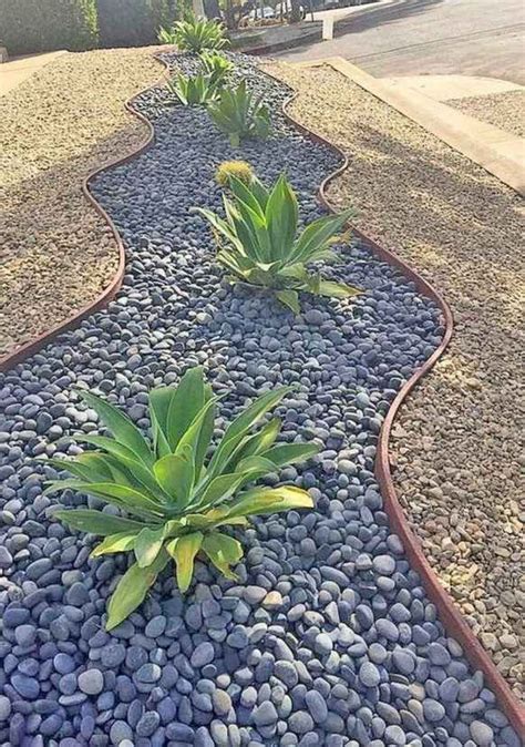 Stunning Desert Garden Landscaping Ideas For Home Yard 57 Garden