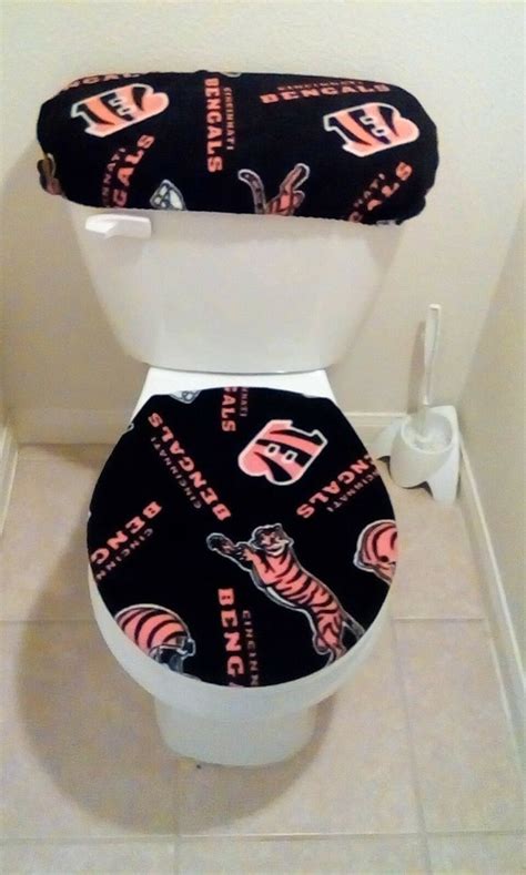 Cincinnati Bengals Fleece Fabric Toilet Seat Cover Set Bathroom