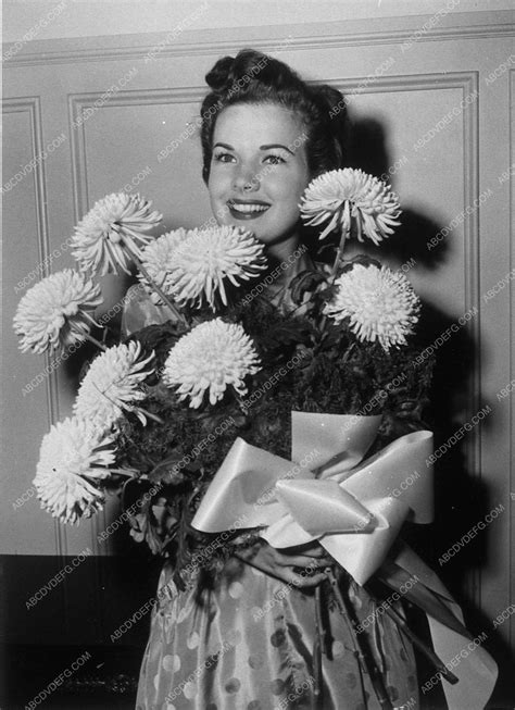 Gale Storm And A Bunch Of Flowers 9808 12 Abcdvdvideo