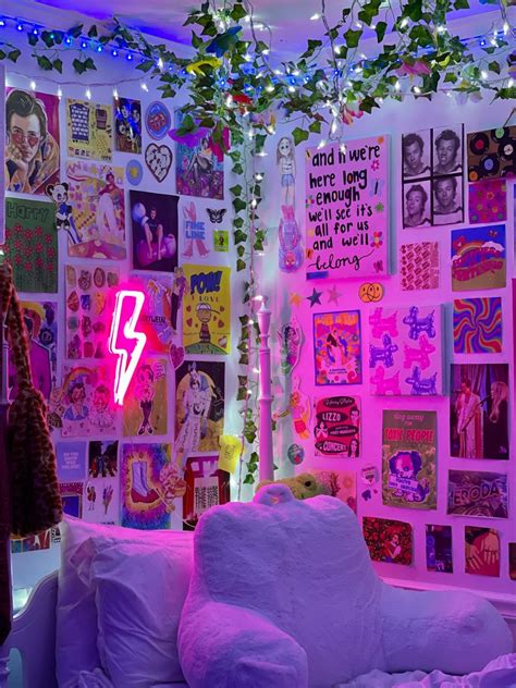 Retro Pop Culture Room Aesthetic Posters Retro Bedroom Aesthetic