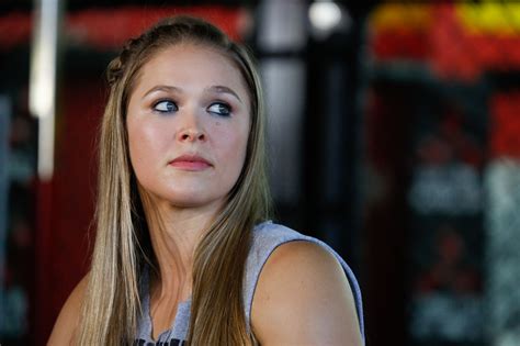 Ronda Rousey Waited A Whole Year To Respond To Floyd Mayweathers