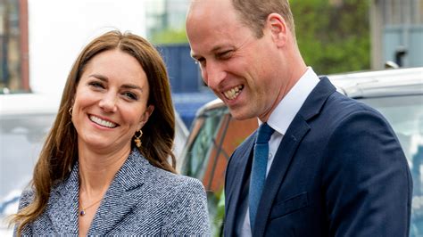 Prince William Kate Middleton Share Rare Pda Moment New Royal Portrait