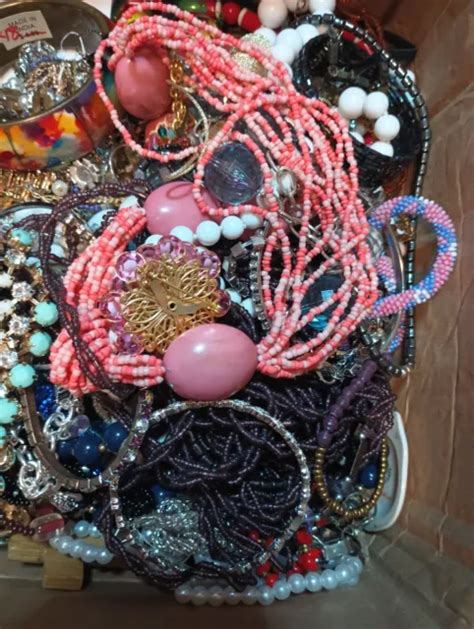 Estate Jewelry Lot 1 Lb Mostly Wearable To Resell Upcyce Etc Vintage