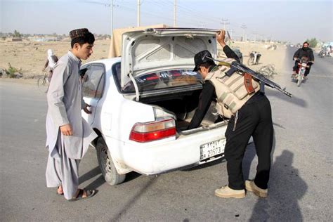 Viaggio a kandahar by mohsen makhmalbaf ( visual ) 20 editions published between 2001 and 2013 in 3 languages and held by 50 worldcat member libraries worldwide Afghanistan: posto di blocco a Kandahar - Primopiano - Ansa.it