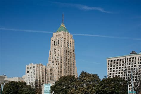 The Best Art Deco Buildings In Detroit Mapped Curbed Detroit