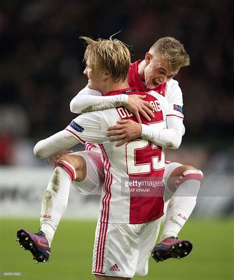 Tales from teams past | ezra walian: Ajax Amsterdam players Kasper Dolberg and Daley Sinkgraven ...