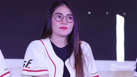 Tutorial gitar yowes modaro aftershine chord mud. Chord Gitar dan Lirik Lagu 'Lali Rasane Tresno' - Via ...