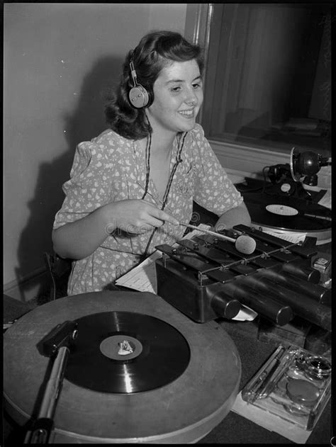 Patricia Delaney Abc Studios 1944 Photographed By Ivan Ives Picture