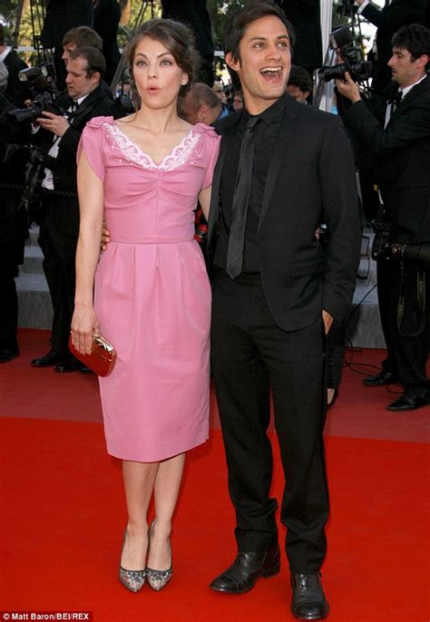 El hijo de dolores fonzi y el mexicano gael garcía bernal se llama lázaro. Gael García Bernal separou -se da mulher a atriz Dolores ...