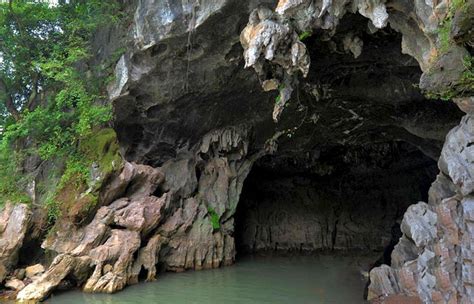 Crown Cave Guilin China Guanyan Cave Crown Cave Facts History Tour