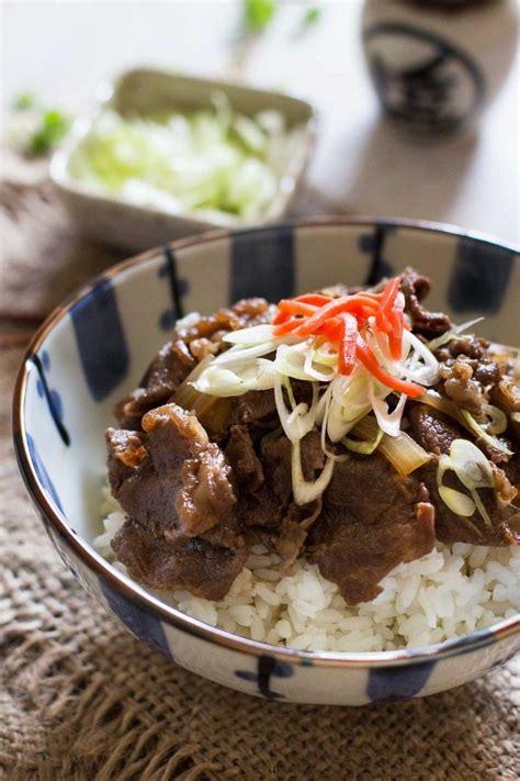Kobe steak is super rich because of the high fat content. Gyudon Japanese Beef Bowls | Japanese beef, Beef bowls ...