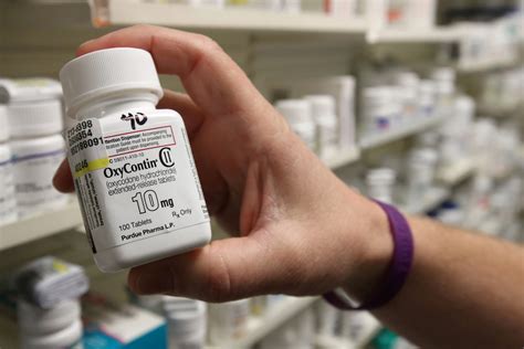 Purdue Pharma Sackler family is trying to shield billions in OxyContin ...