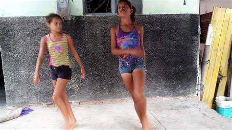 Meninas Dancando 13 Años Menina Dançando Dark House Da Katy Perry Youtube Ravidravidharvala