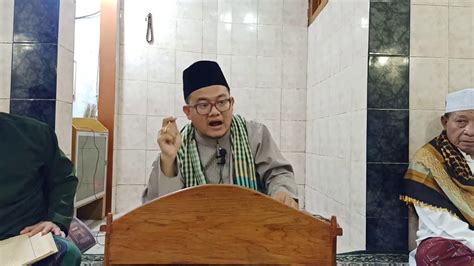 This deputation had arrived in madinah and started calling out to the prophet from outside the apartments (hujurat) of his wives, and according to all biographical books on the prophet's life this deputation had visited madinah in 9 a.h. Tafsir Surat al-Hujurat ayat 6 | تفسير الجلالين - YouTube