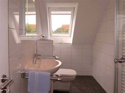 Soviel ich weiss, ist diese wohnungsgröße bei einer beanspruchung von hartz4 für eine person, nur bei eigentum erlaubt. Haus Westdrift - Wohnung 1 - für 1 bis 2 Personen
