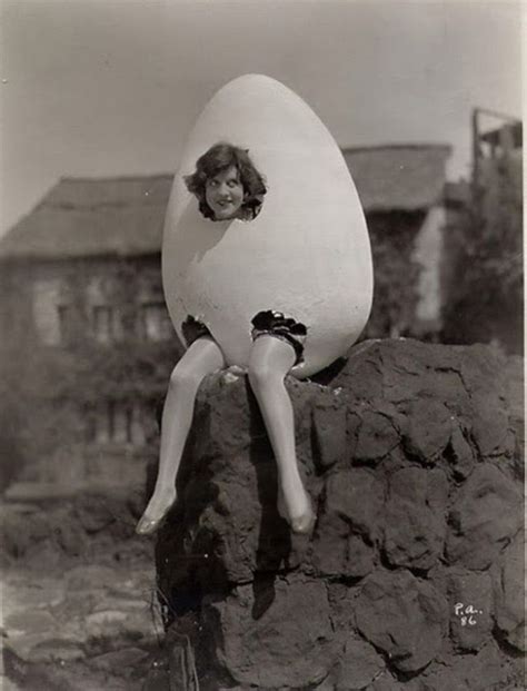 Funny Vintage Photos That Can T Be Explained About Women Vintage