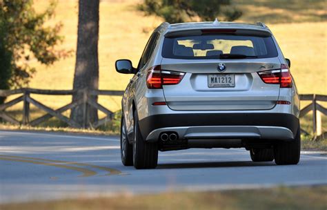 Bmw x3 xdrive35i standard features: Ultimate Photo Gallery: 2011 BMW X3 during a test drive