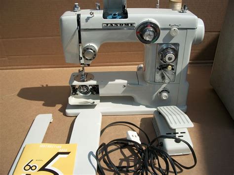 Vintage 1950 60s Very Rare Janome Heritage Model 605 Sewing Machine