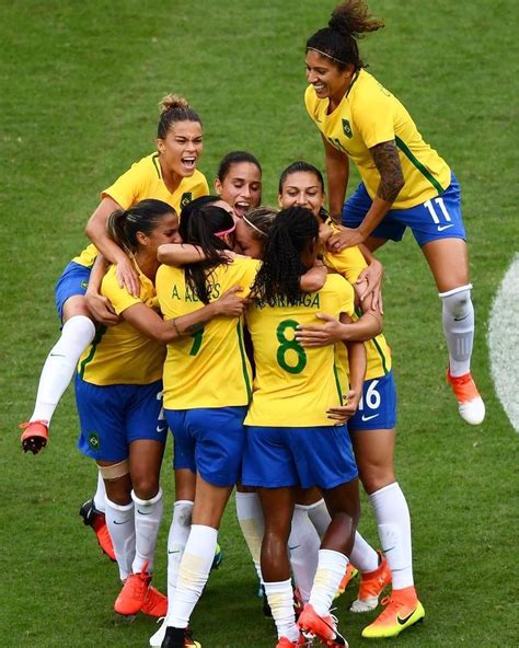 Resultados em directo de futebol: Glamour Brasil no Instagram: "O futebol internacional das ...