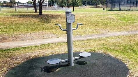 Olds Park Outdoor Gym Beverly Hills Robinhood The Free Open Air Gym