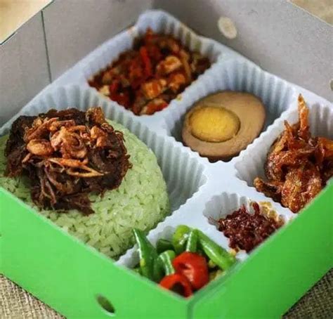 Nasi kotak adalah nasi yang dilengkapi dengan lauk pauk dikemas ke dalam bentuk karton. Nasi Box Kekinian / Nasi Box Kekinian Tumpeng Mini ...