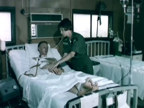 Us Army Nurses In The Vietnam War 1966 Us Army From Your Army Reports Overview Of The Lives