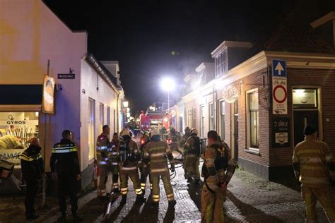 Het laatste nieuws over de beurs, financiële wereld, economie, politiek en ondernemen vind je op fd.nl Brand in centrum IJsselstein: brandweer redt persoon uit ...