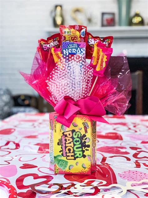 Table of contents cute valentines day gifts ideas 2022 best valentine's day gifts for him if you are looking for valentines day gifts ideas 2022 then you landed at the right place, here. Valentine's Day Gift Ideas For Anyone