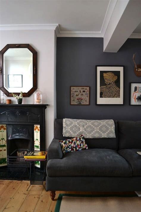 The contrasting look of gunmetal grey and the yellow color is gorgeously fantastic. 25 Gray Living Room Design Ideas - Decoration Love