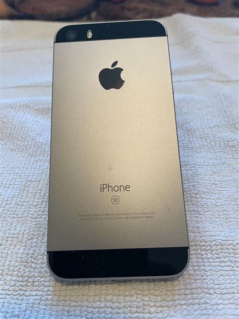 Used Apple Iphone Se 1st Gen A1662 Fully Unlocked 32gb Space Gray 90 Batt Ebay