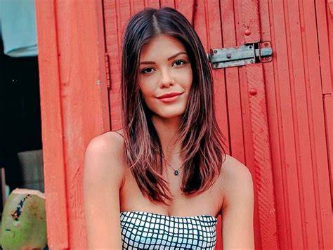 In 2008, strada began her modeling career. Escalada para novela, Vitoria Strada quer fazer vilã: "Tipo a Carminha" - Revista Marie Claire ...