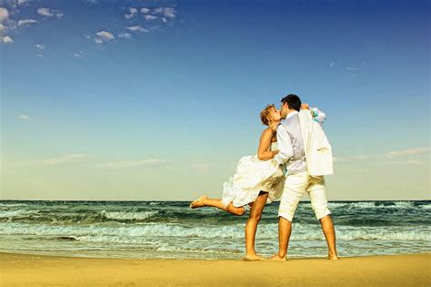 1920x1080px 1080p Free Download Romantic Romance Ocean Kissing Wedding Kiss Beach