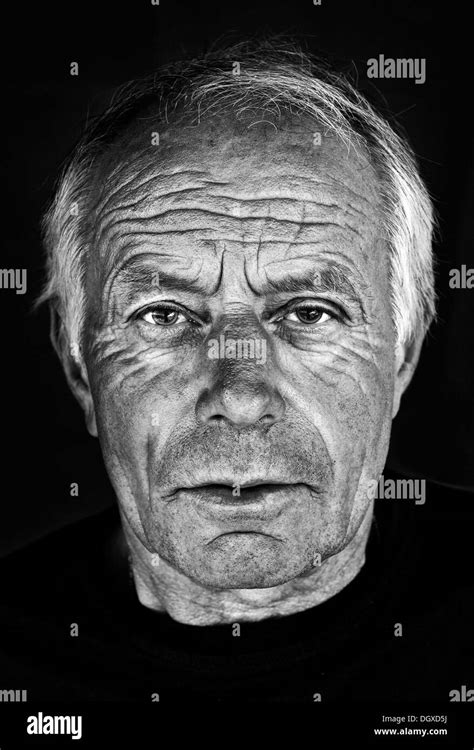 Wrinkly Old Man Stock Photos And Wrinkly Old Man Stock Images Alamy