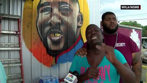 Alton Sterling S Aunt Pleads For An End To The Violence In Baton Rouge Youtube