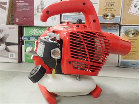 Short video on repairing a homelite 2 stroke leaf blower that sat in a shed for years. Homelite 150 MPH 400 CFM 2-Cycle Handheld Gas Leaf Blower ...