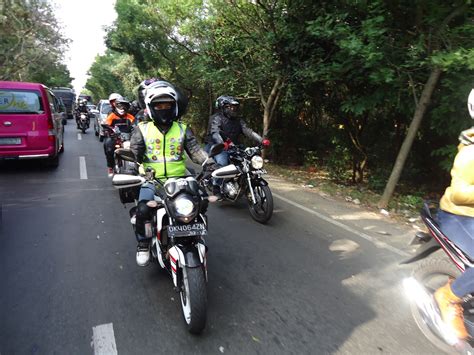 Sudah pernah kita bahas sebelumnya bagaimana marc hanya meraih posisi 18 diklasemen rider akibat crash dan beberapa insiden lain. Modifikasi Motor Vixion Old Touring - Arena Modifikasi