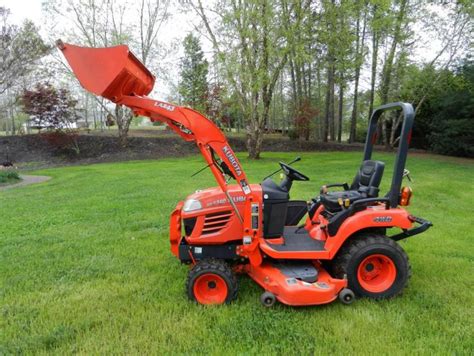 2010 Kubota Bx2350 With Mowing Deck And Front Loader Very Good