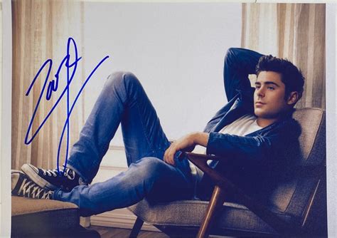 Autograph Signed Zac Efron Photo