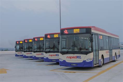 rapid bus lrt express bus service averaged only one passenger per route lowyat
