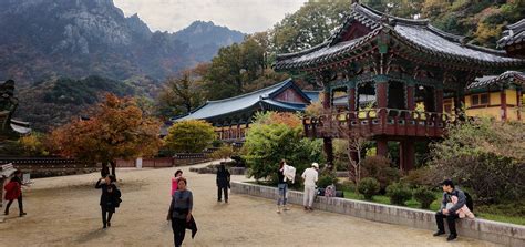 Seoraksan National Park : South Korea | Visions of Travel