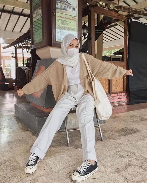 Pin Oleh Oktadini Maharani Di Hijab Styles Di Gaya Model Pakaian My