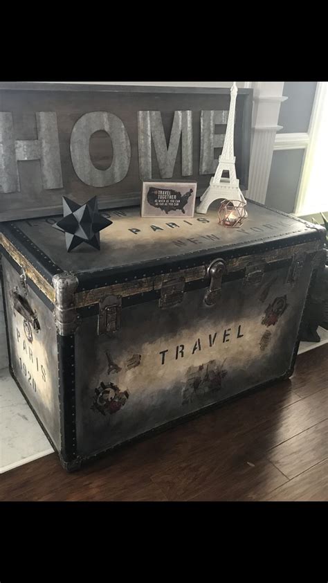 Old Trunk Painted In Annie Sloan Chalk Paint Old White French Linen