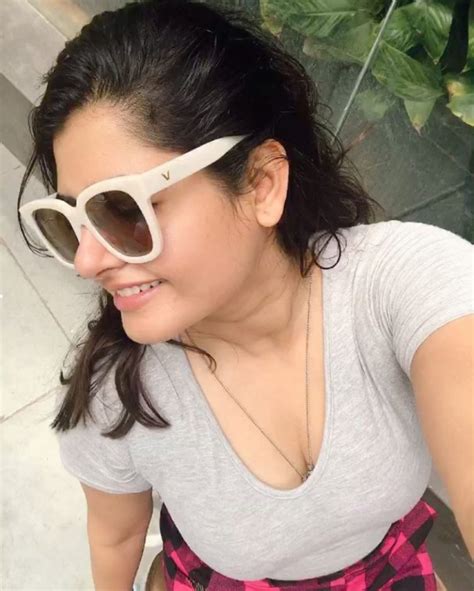Ashima Narwal Cute And Hot Closeup Clicks Telugu Swag
