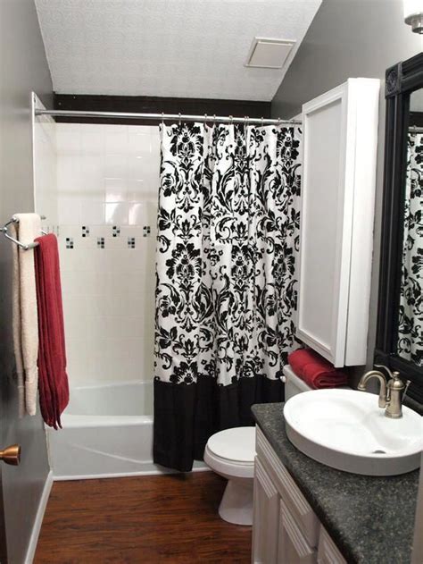 Black And White Bathroom Rugs White Bathroom Decor Home Bathroom Red